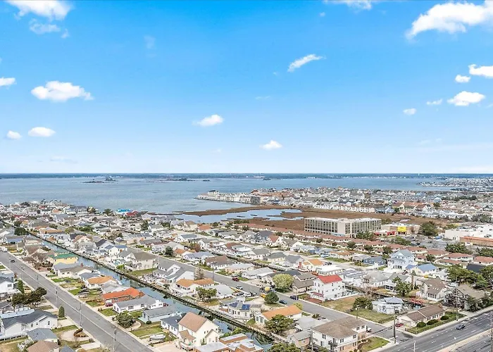 Side Ocean View 2 Bedroom Quay With Indoor & Outdoor Pools! Ocean Stadt